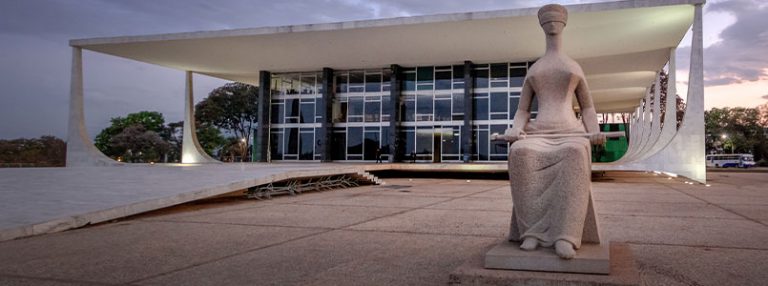 Quais são os Tribunais Superiores